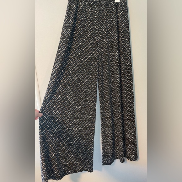 Maurice’s Pants - Picture 5 of 5